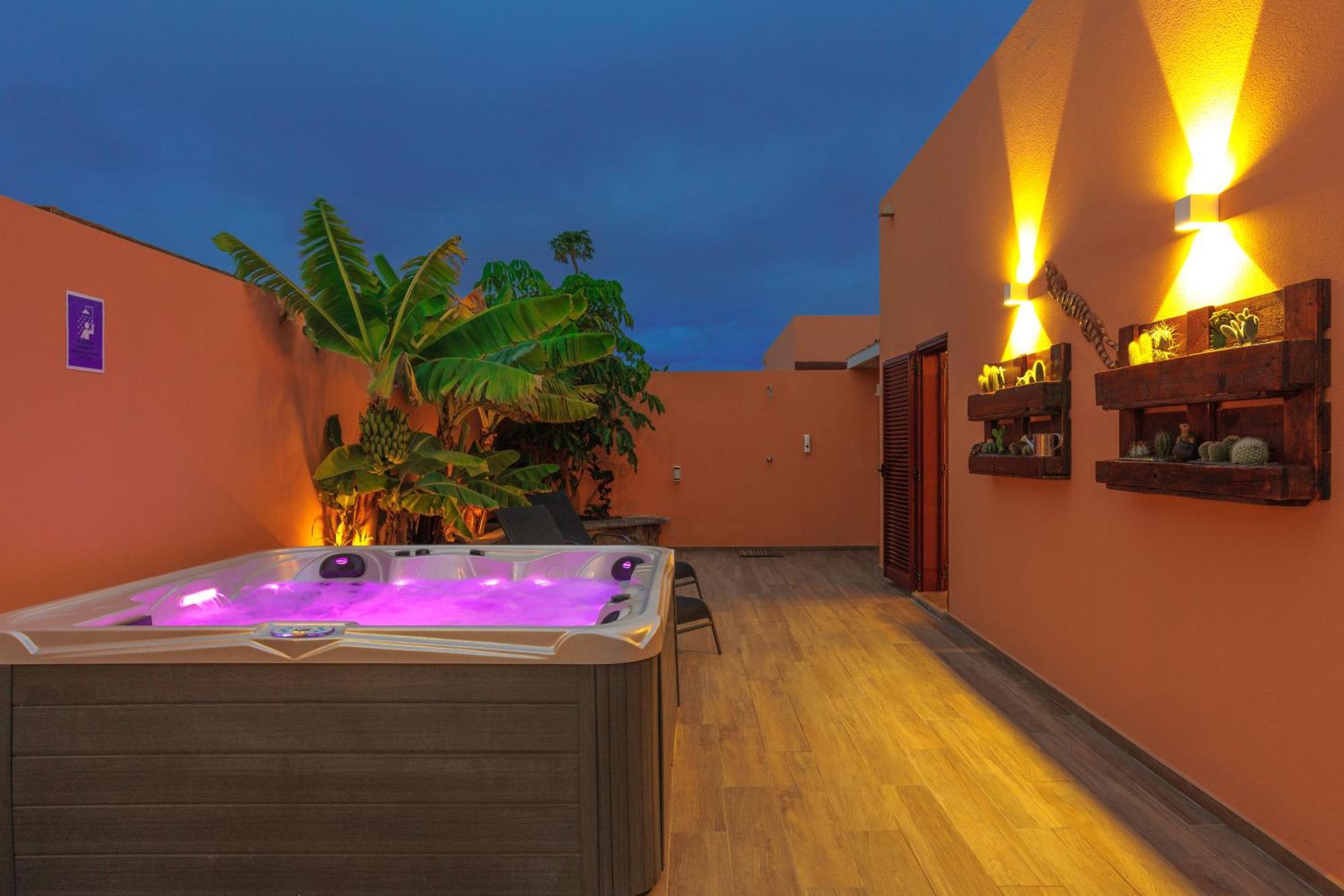Villa Jacuzzi & Barbecue La Oliva Bagian luar foto