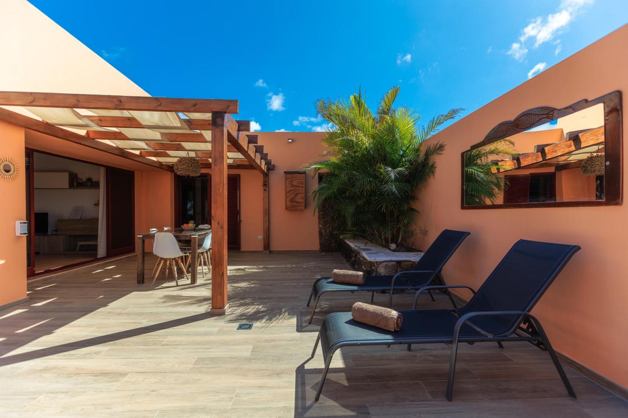 Villa Jacuzzi & Barbecue La Oliva Bagian luar foto